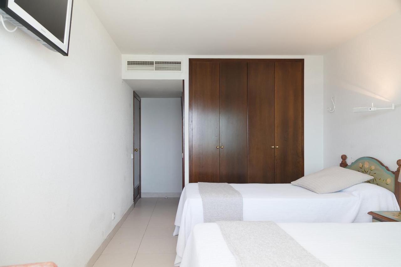 Uhc Barcino Apartments サロウ エクステリア 写真